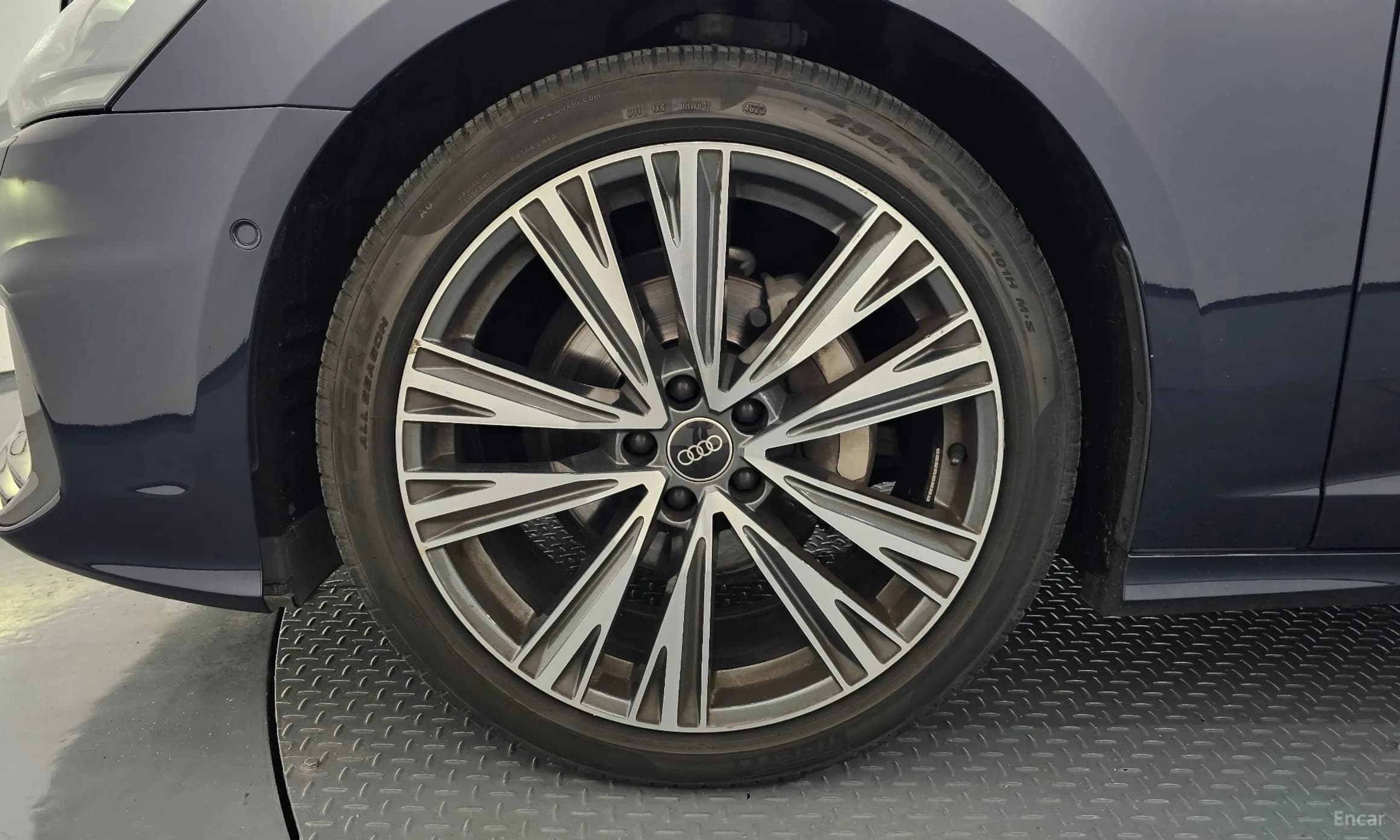 A6 (C8)