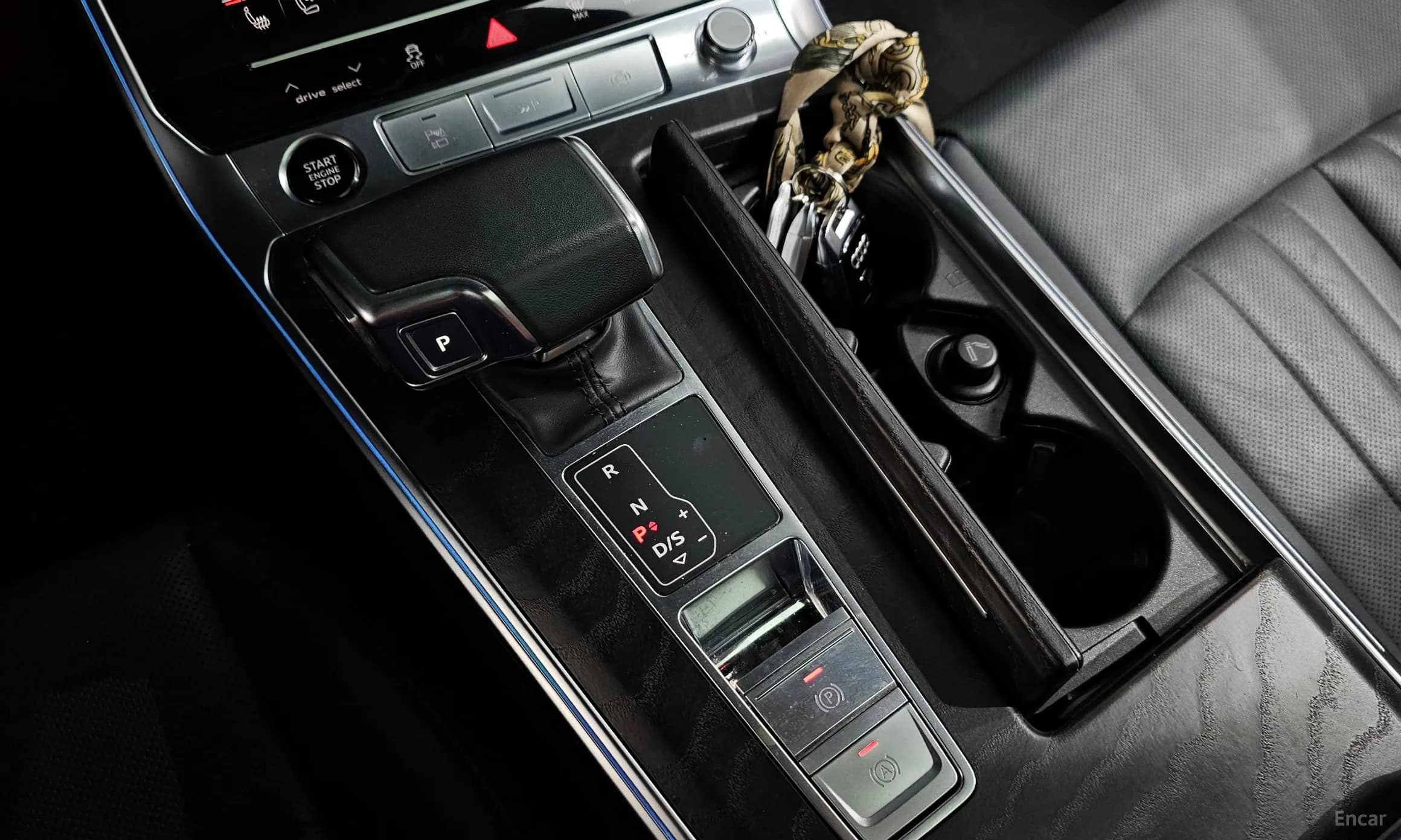 A6 (C8)