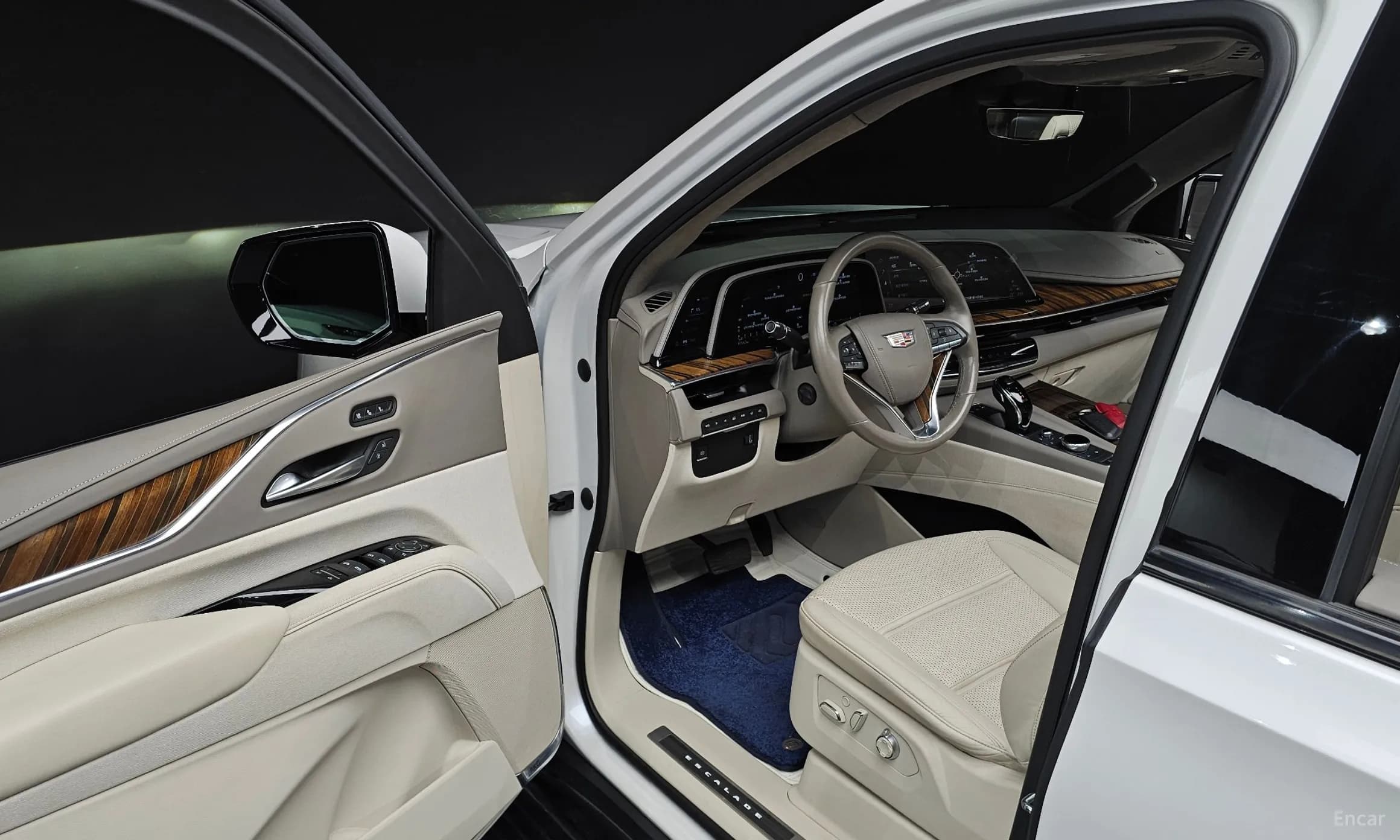 Escalade 5th Generation