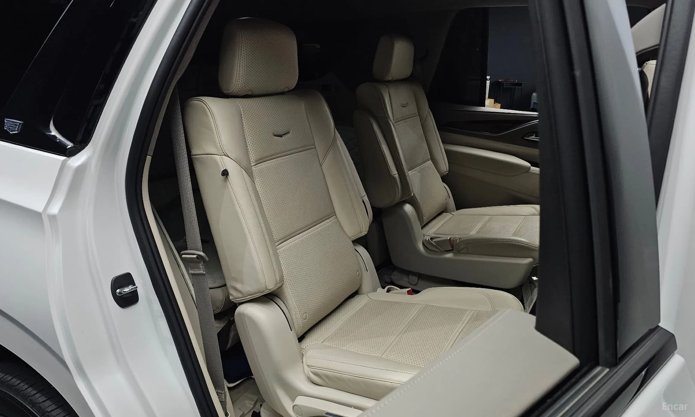 Escalade 5th Generation