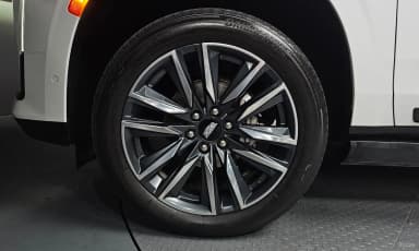 Escalade 5th Generation