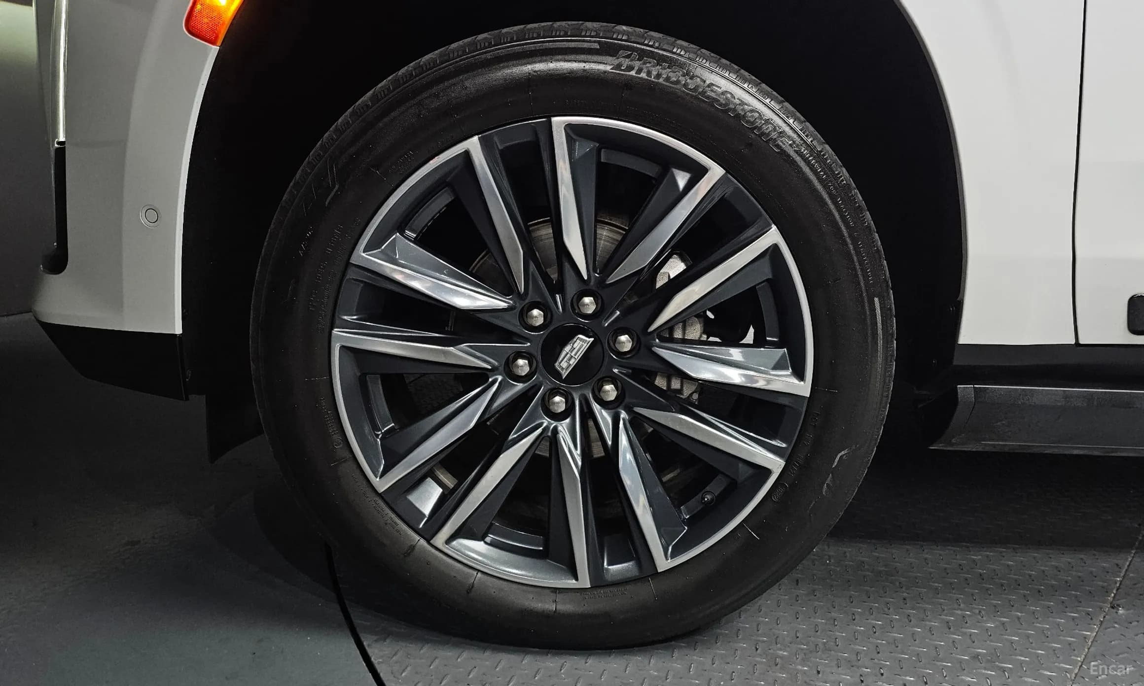 Escalade 5th Generation