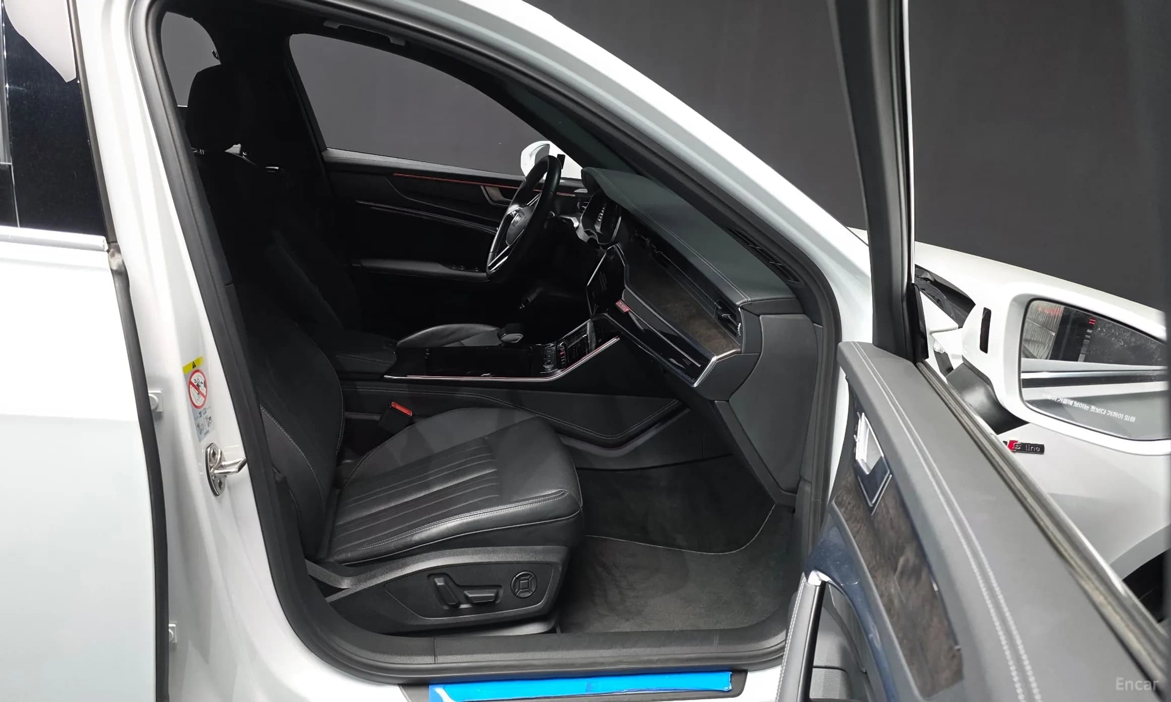 A6 (C8)