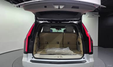 Escalade 5th Generation