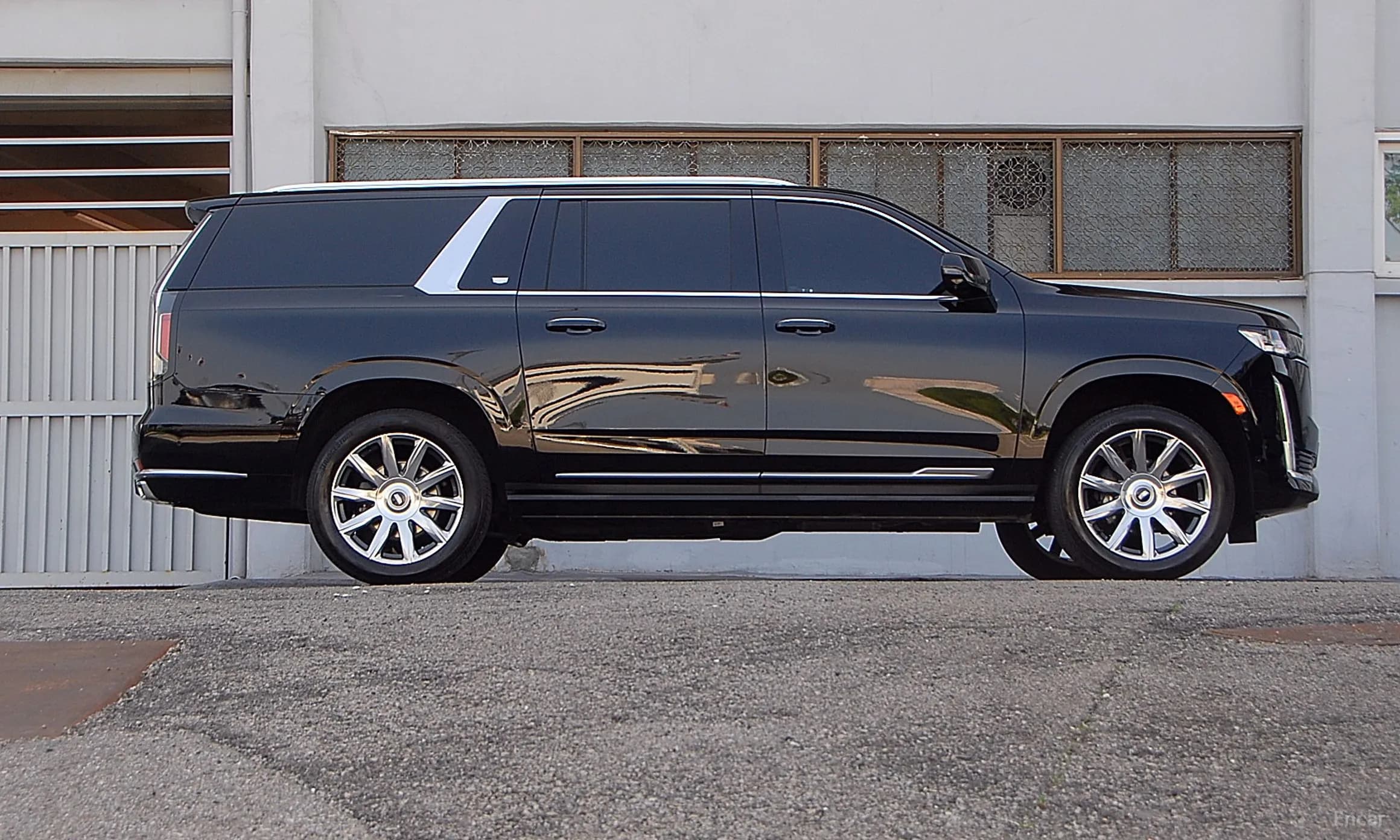 Escalade 5th Generation