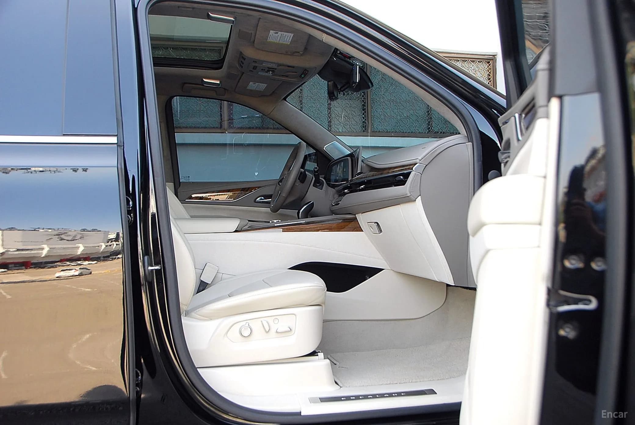 Escalade 5th Generation