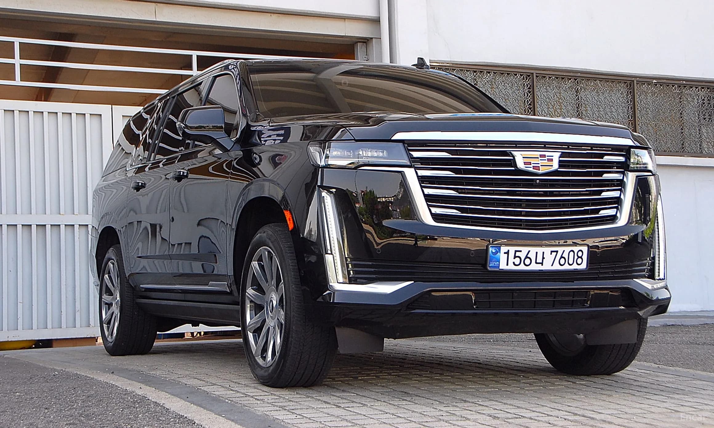Escalade 5th Generation