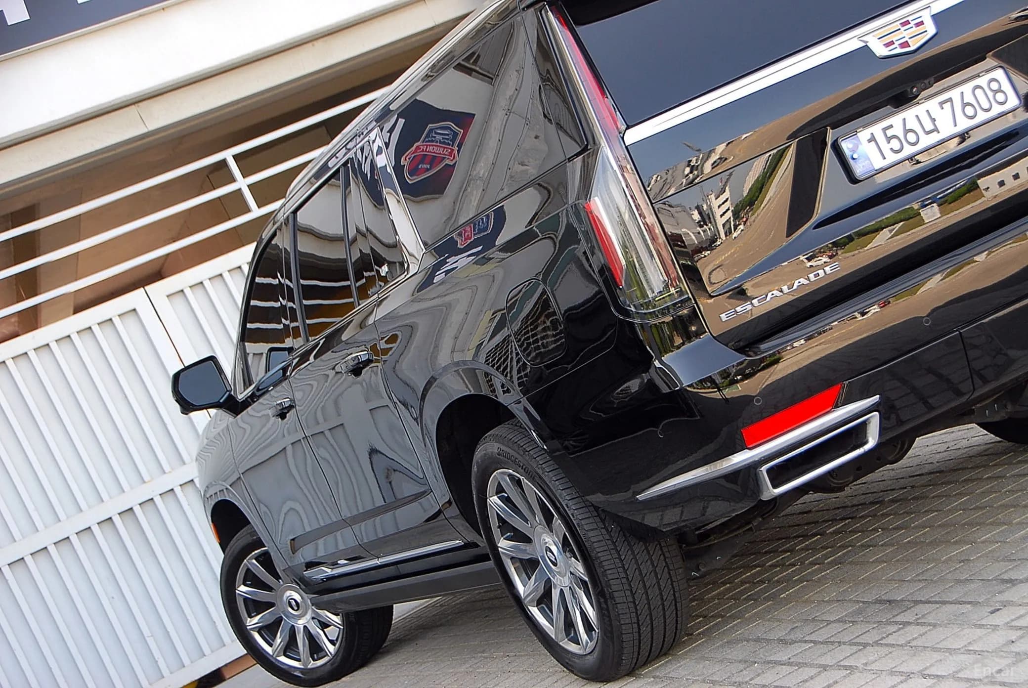 Escalade 5th Generation