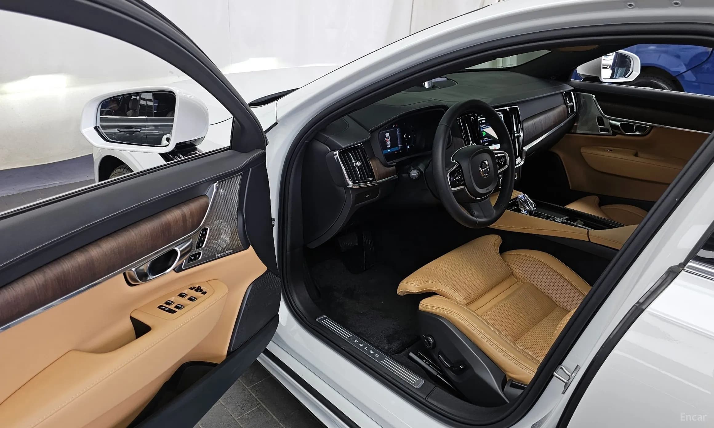 S90