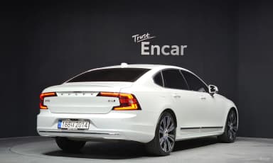 S90