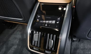 S90