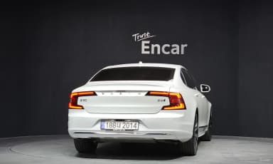 S90