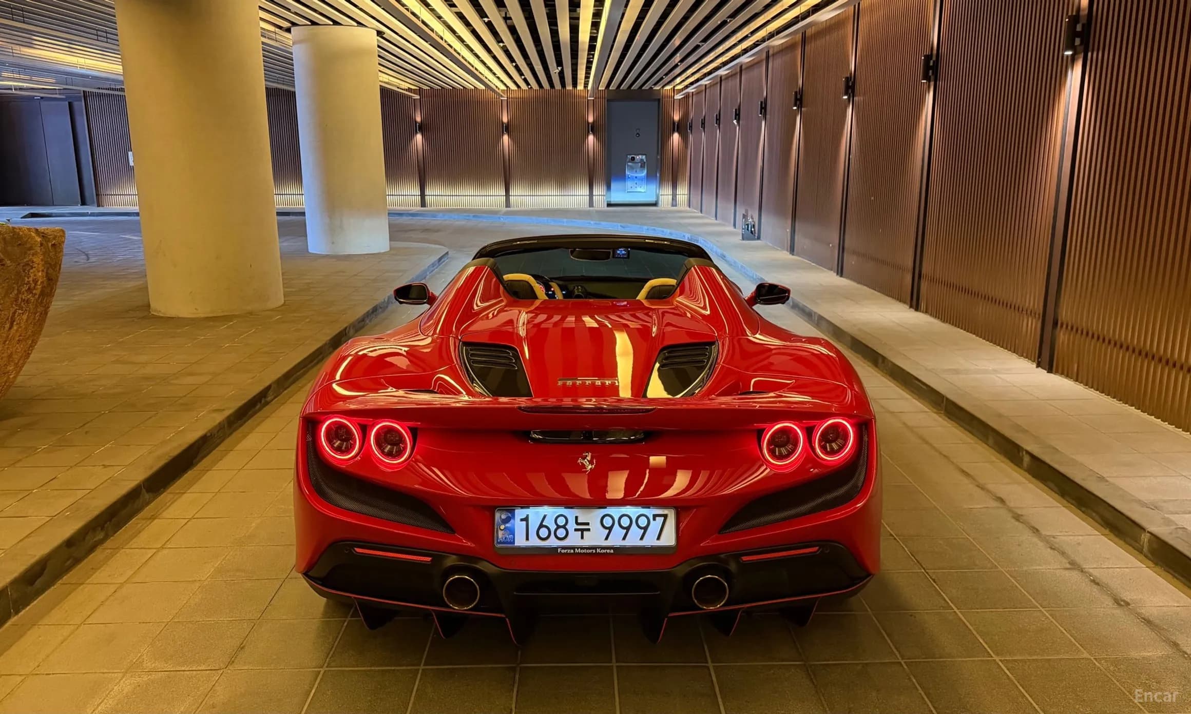 F8 Spider