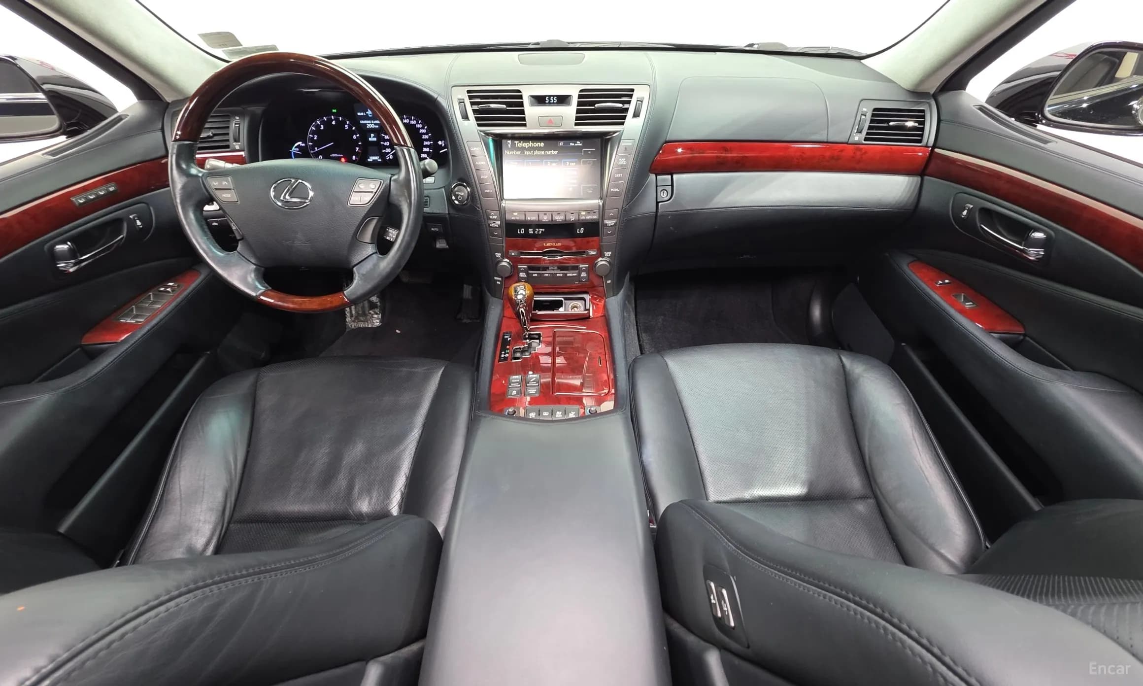LS600hL