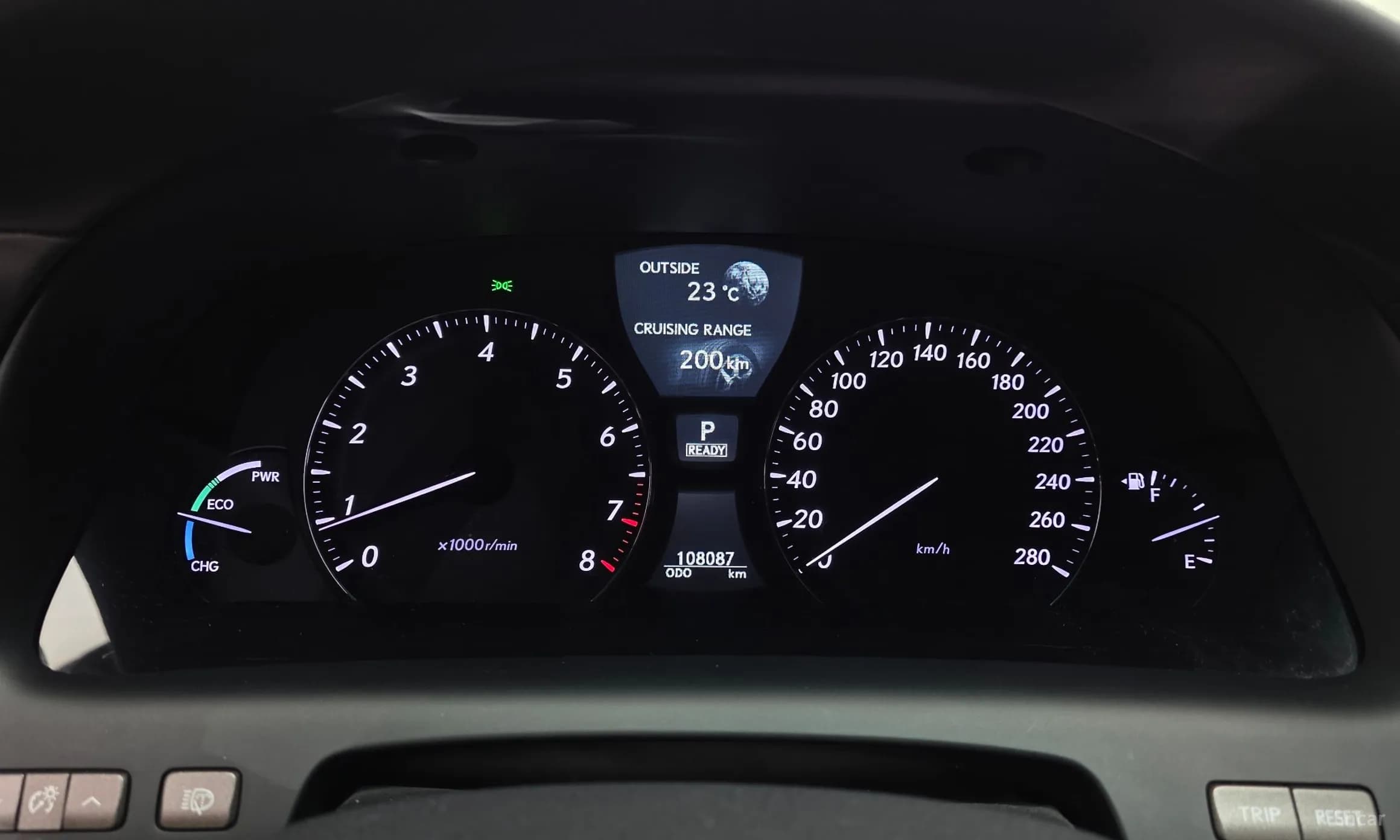 LS600hL