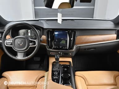 S90