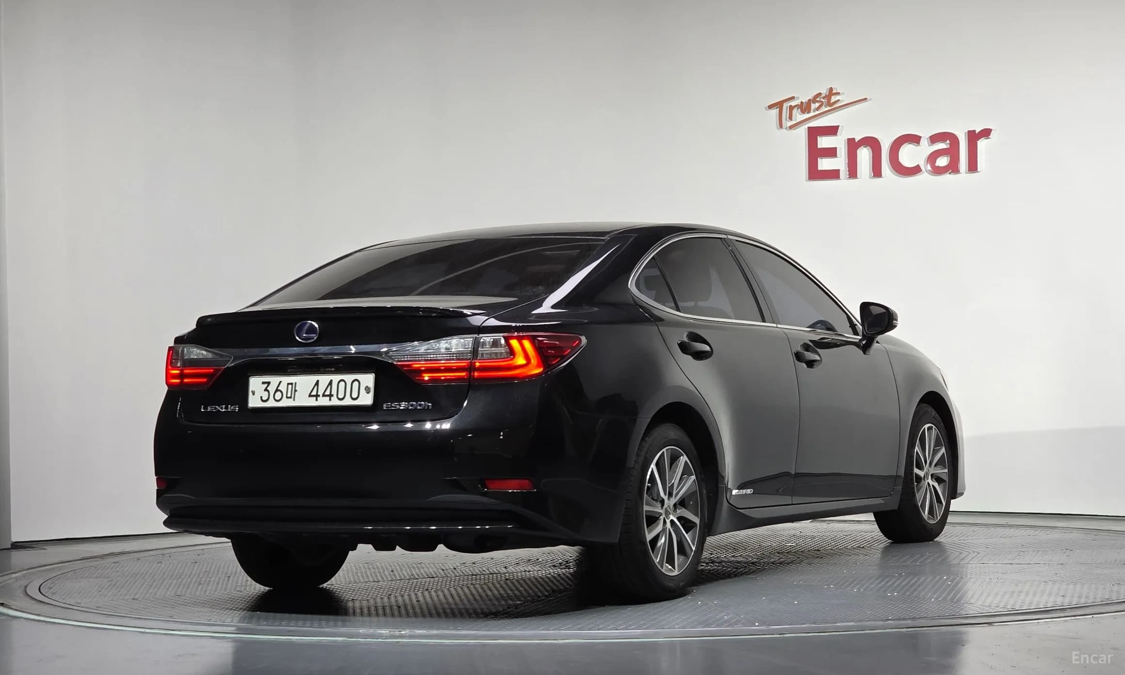 New ES350