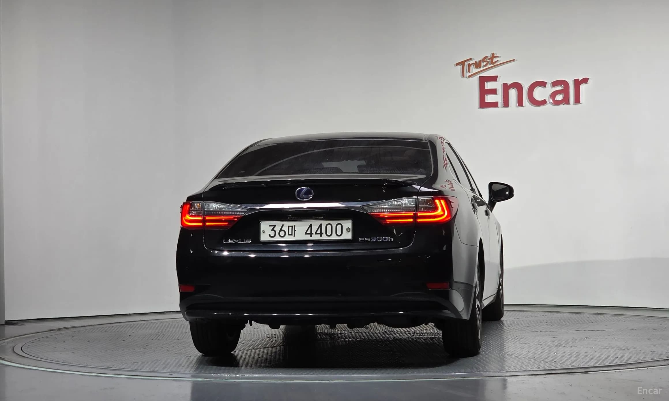 New ES350