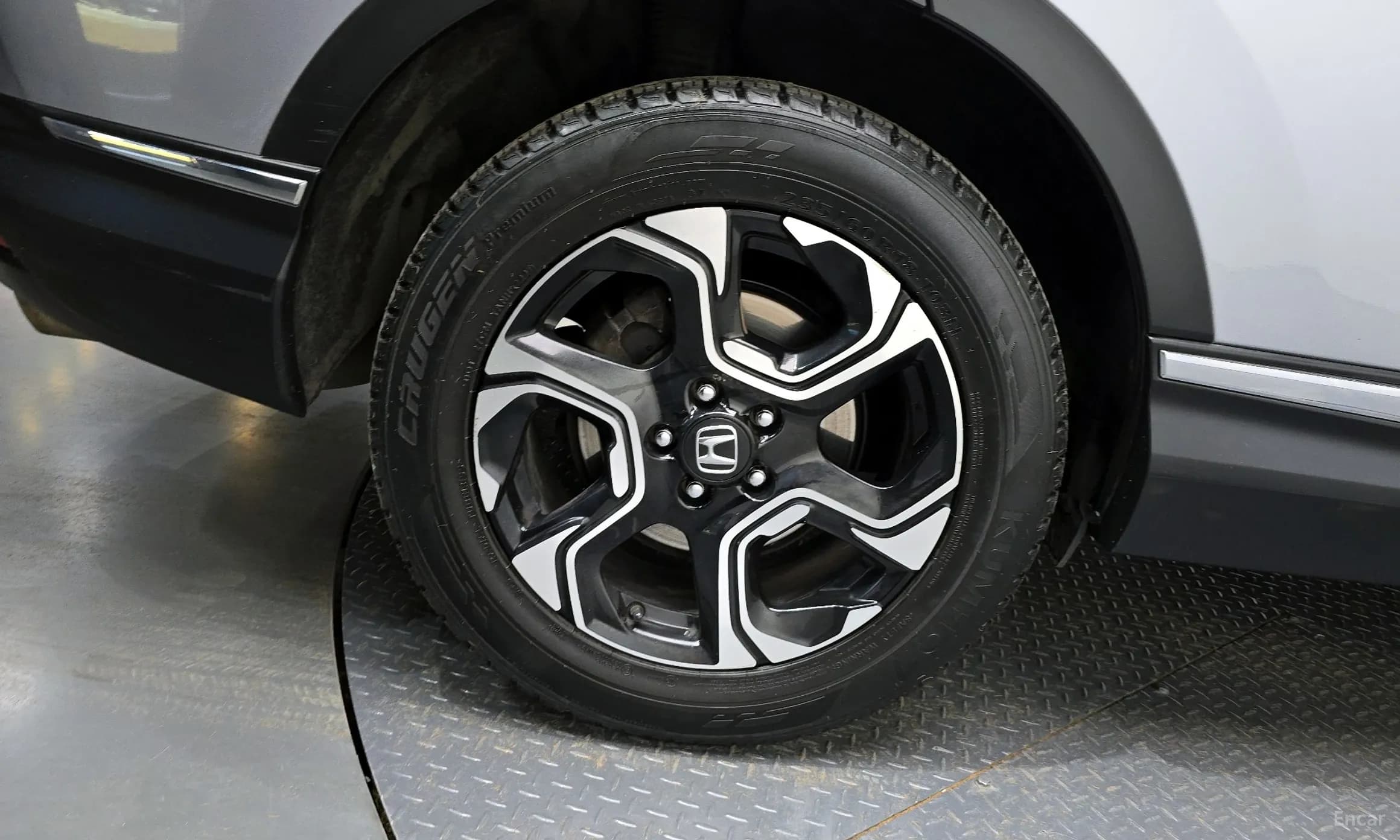 CR-V 5th generation