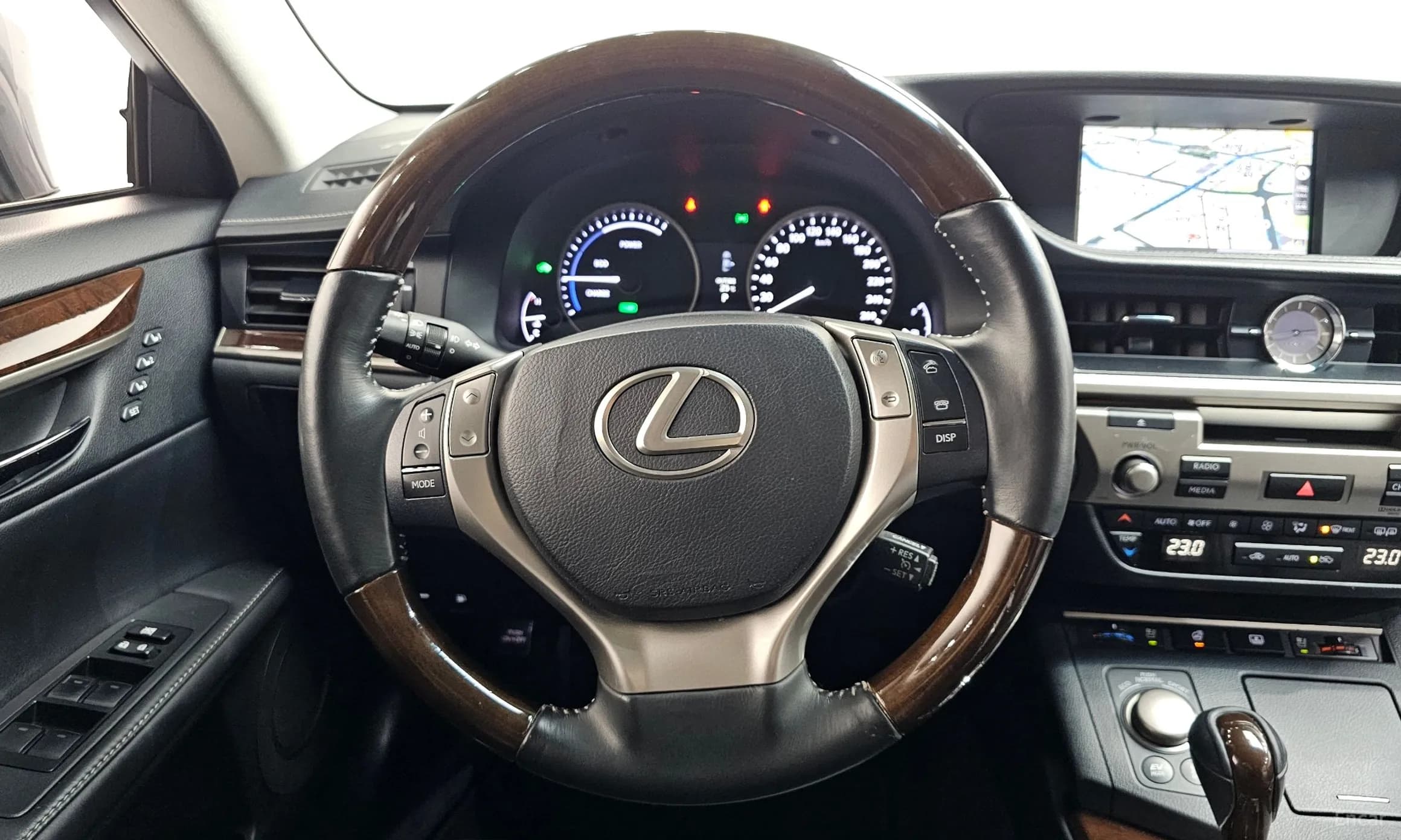 New ES300h