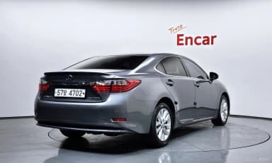New ES300h