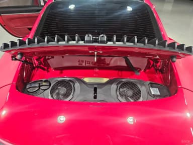 911 (992)
