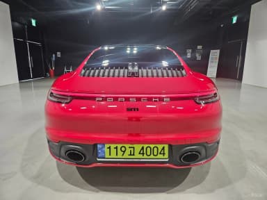 911 (992)