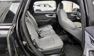 Q7 (4M)