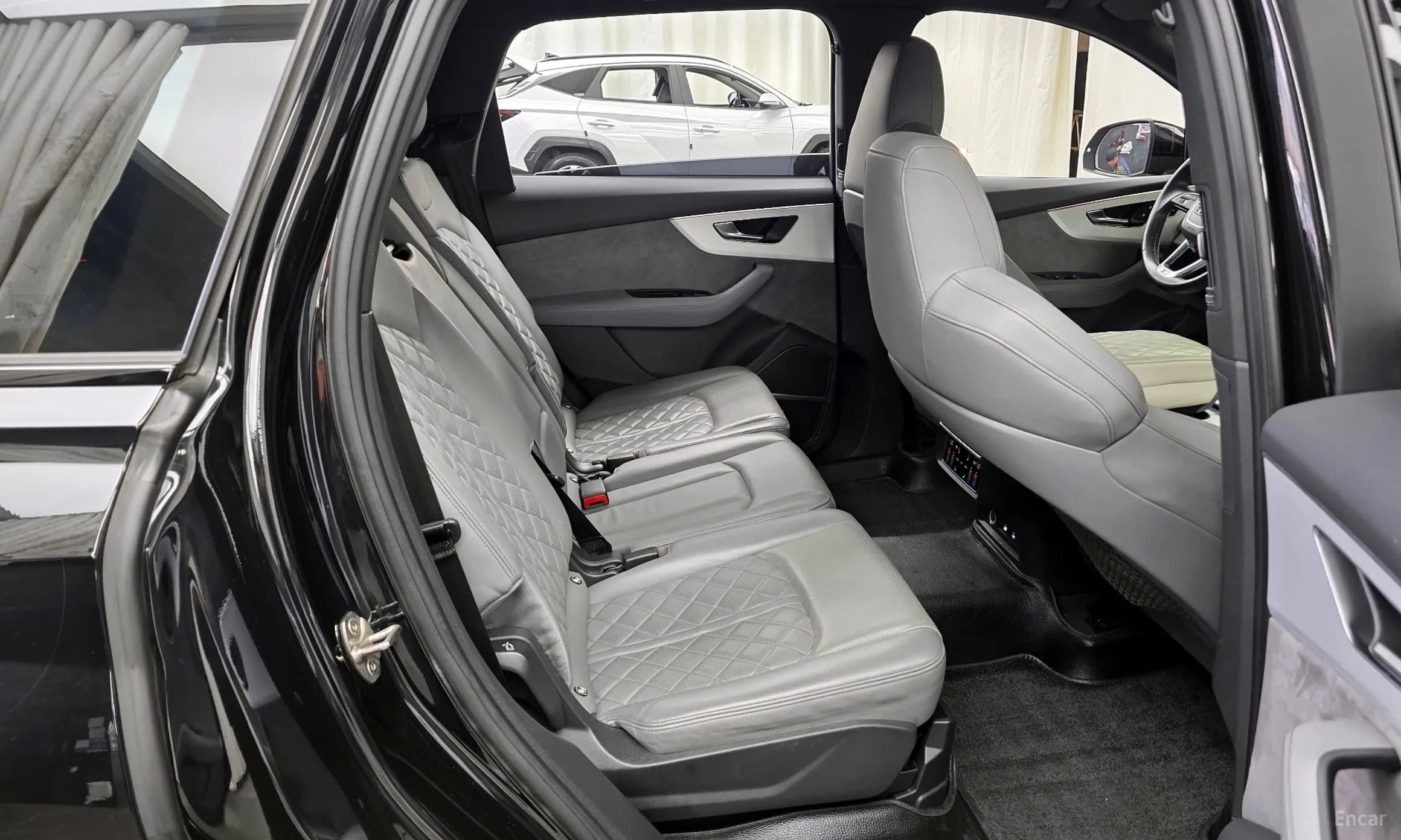 Q7 (4M)