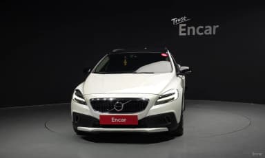 V40 Cross Country