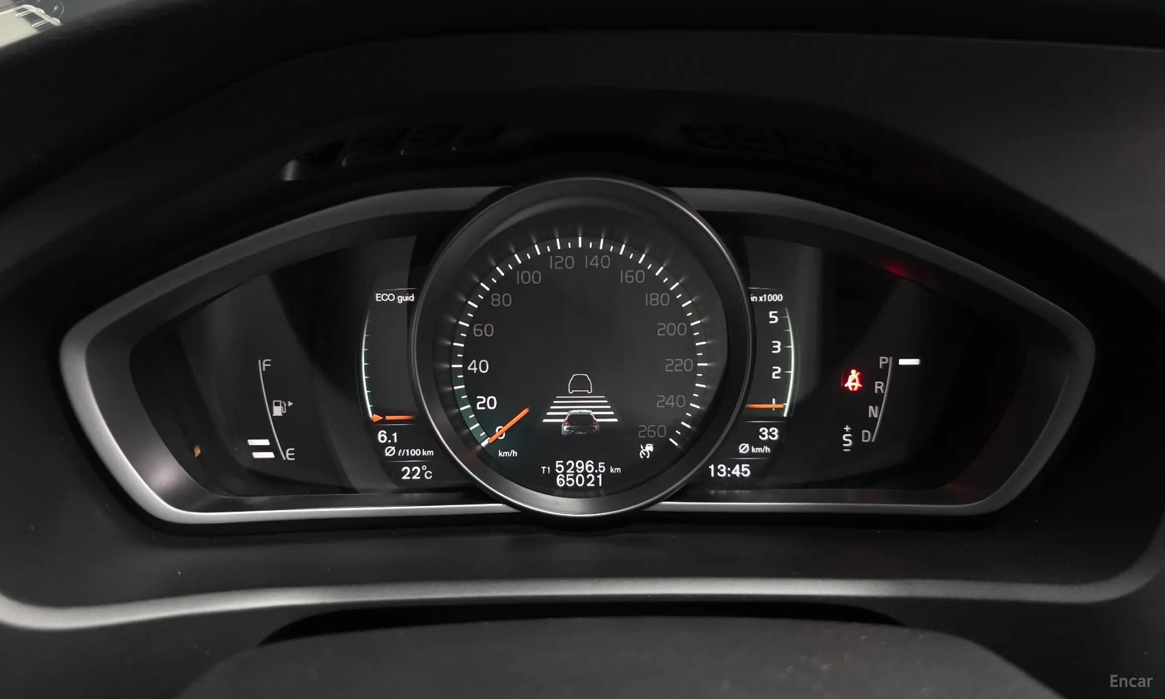 V40 Cross Country