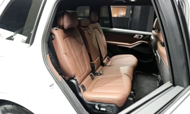 X7 (G07)