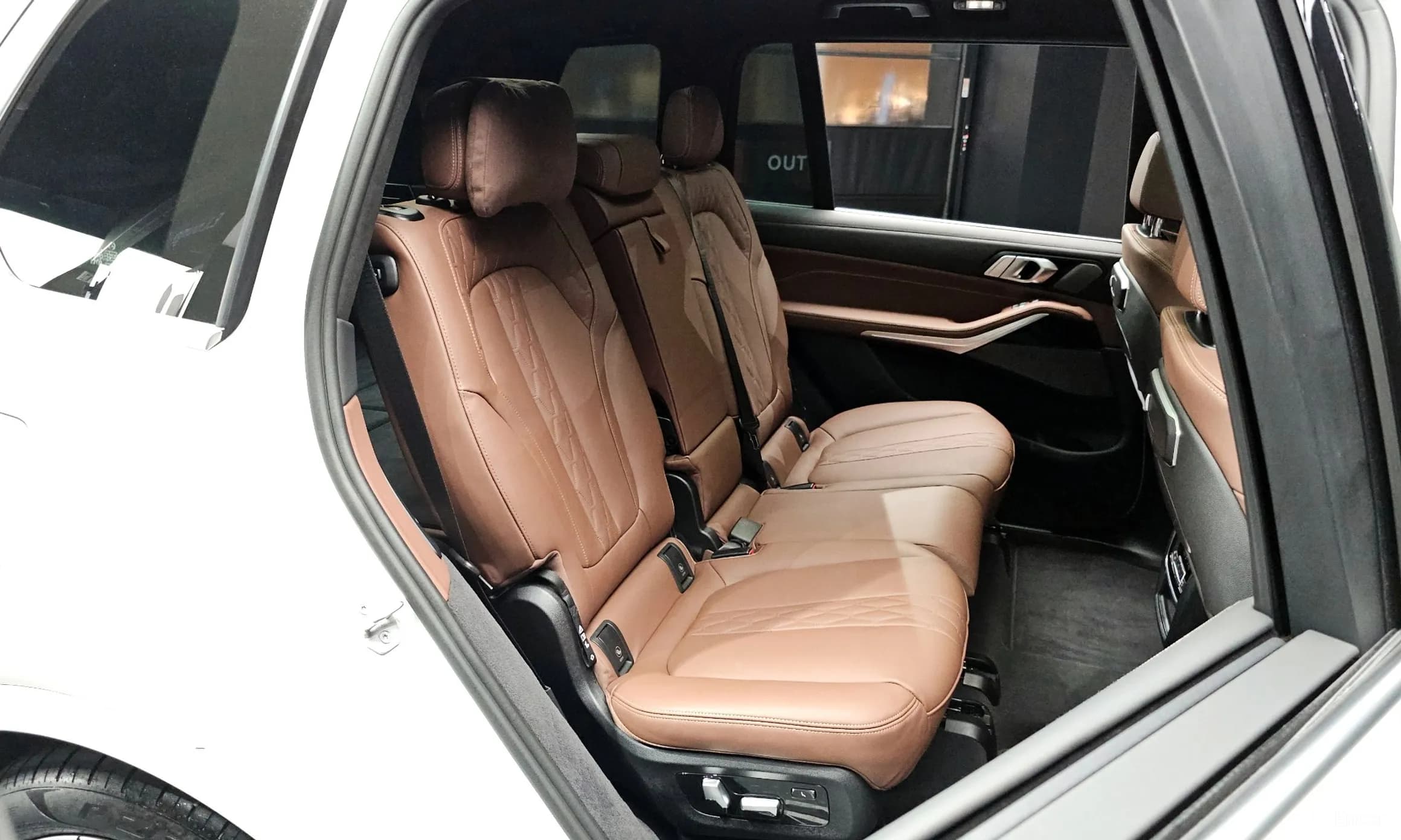 X7 (G07)