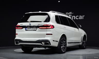 X7 (G07)