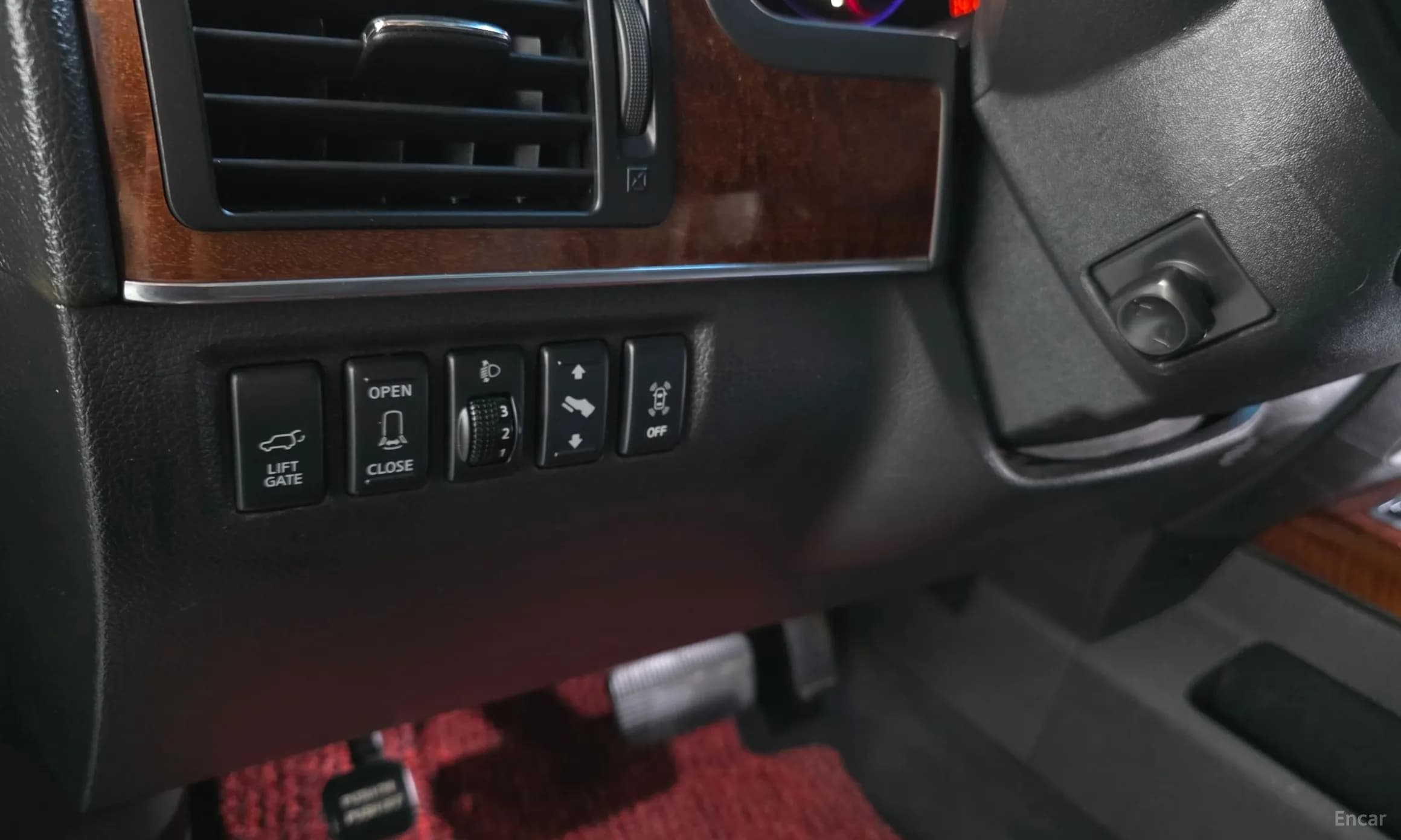 QX56