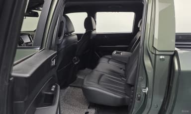 Rexton Sports Khan