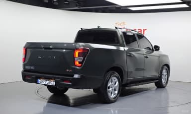Rexton Sports Khan