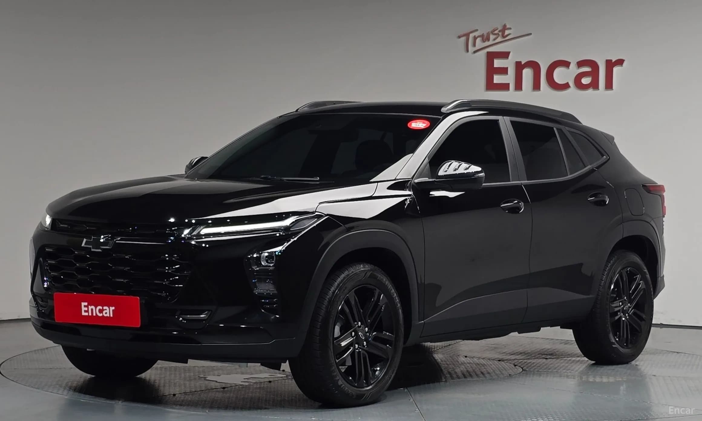 Trax Crossover