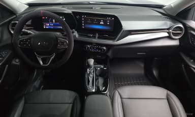 Trax Crossover