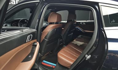 X6 (G06)