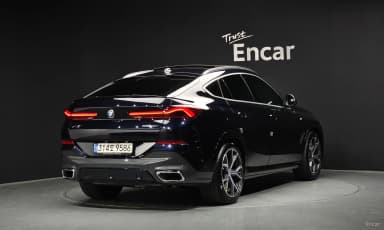 X6 (G06)