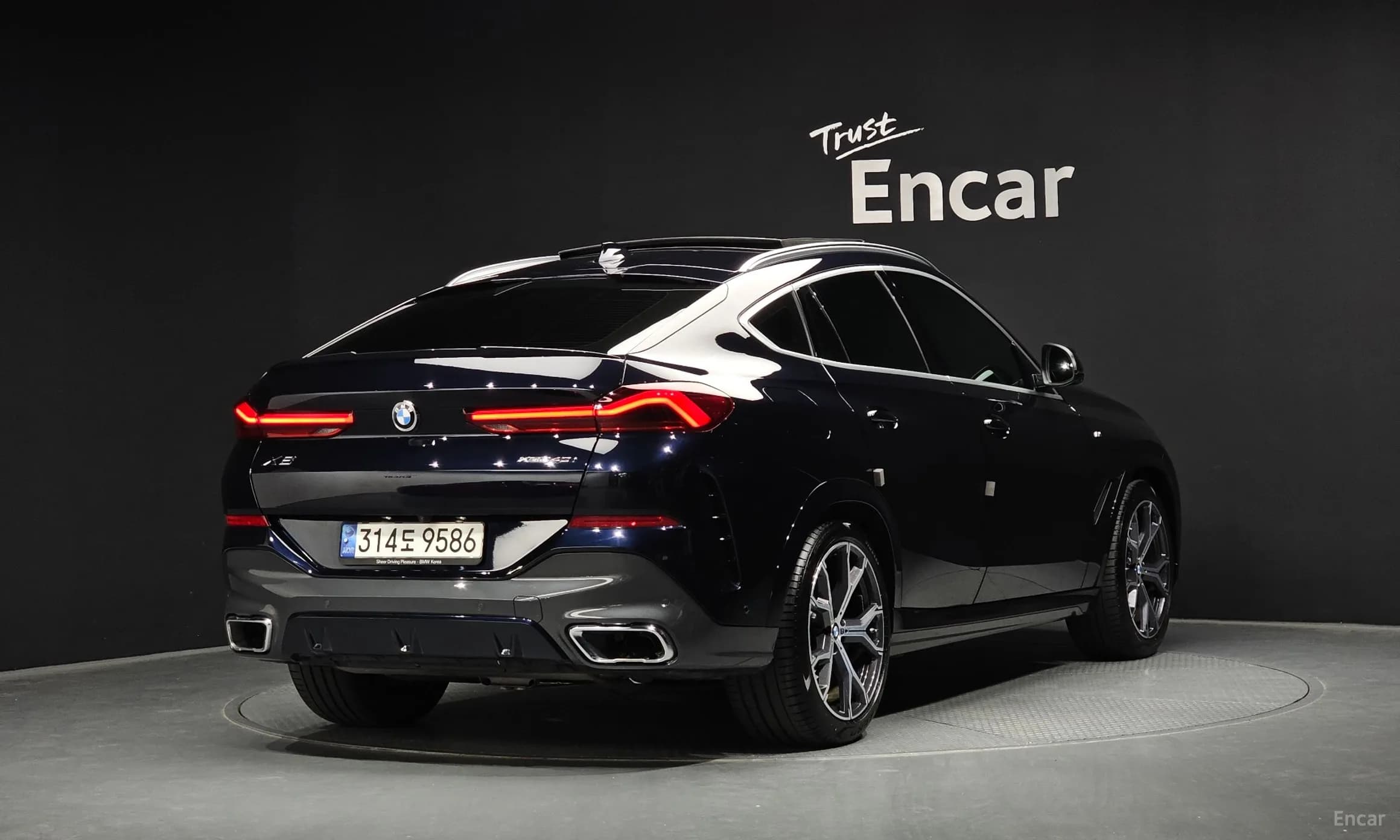 X6 (G06)