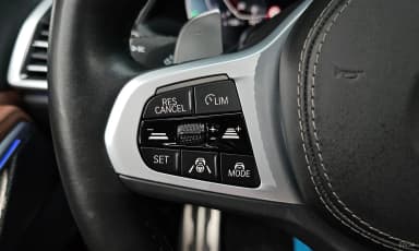 X6 (G06)