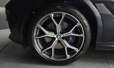 X6 (G06)