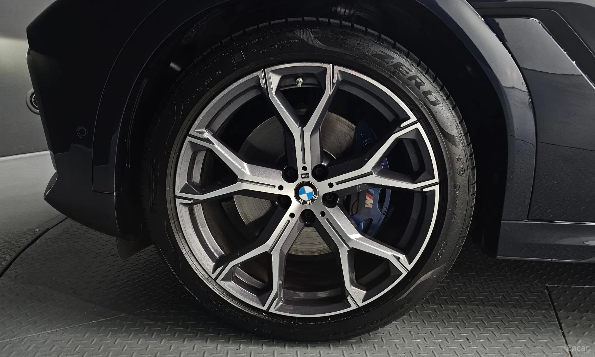 X6 (G06)