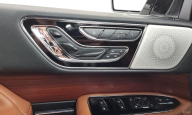 Navigator 4th generation