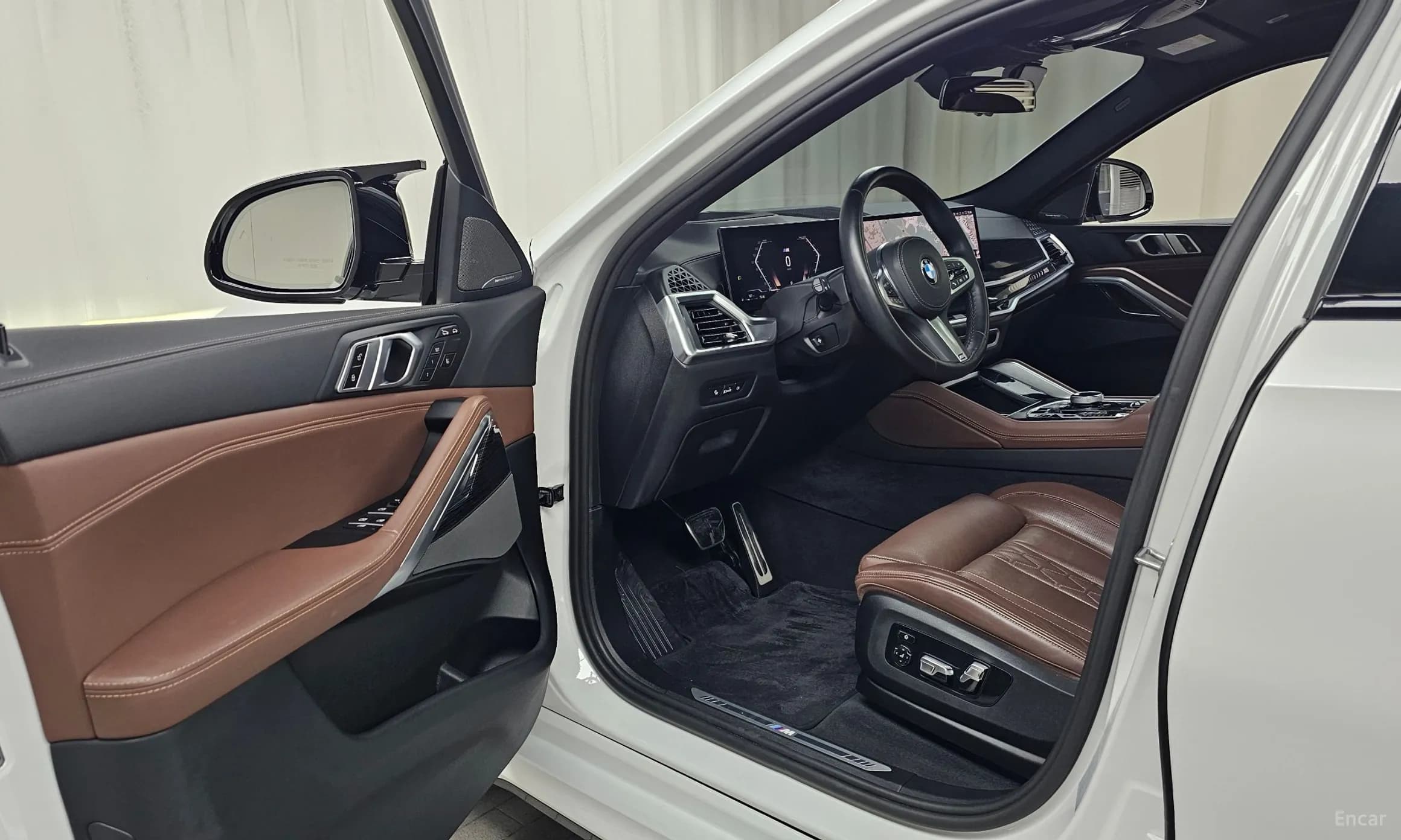 X6 (G06)