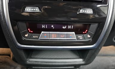 X6 (G06)