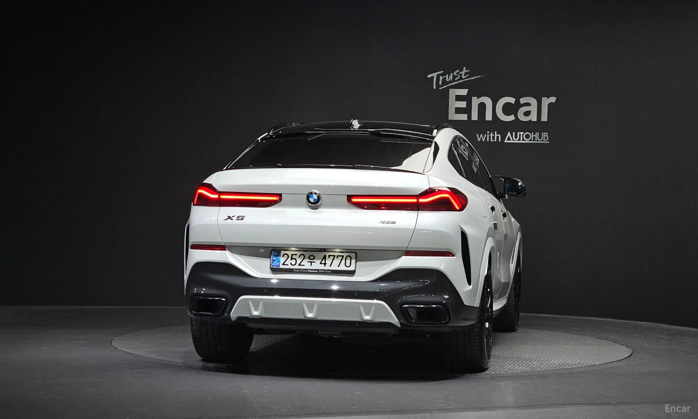 X6 (G06)