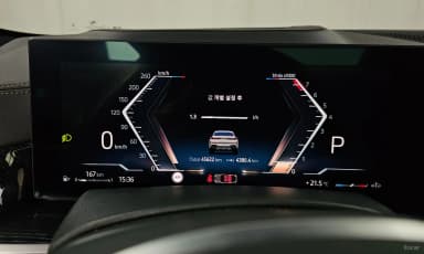 X6 (G06)